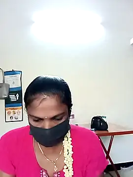 Snapshot of Tamil_Maha69 chatting on February 26, 3:05 am Tamil Maha69 online show from February 26, 3:05 am