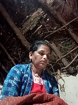 Manvi hote online show from February 6, 11:19 pm