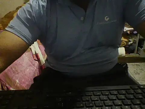 Twoo18 online show from January 17, 12:21 pm