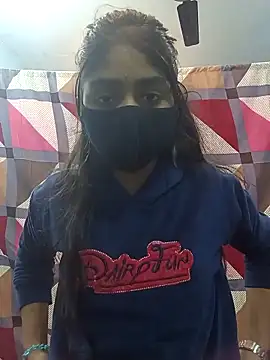 HotxMuskan online show from February 4, 10:10 am