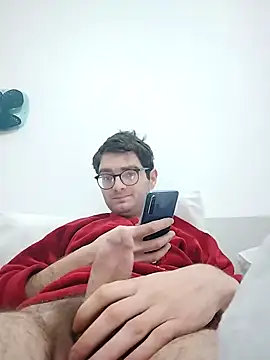 Cum-  online show from February 4, 10:21 am