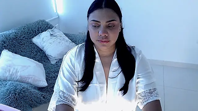 isabelateran online show from June 26, 7:51 pm