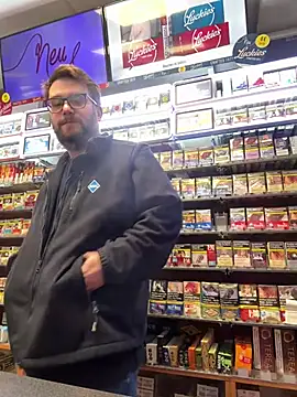 Dominic2295 online show from February 11, 5:01 am