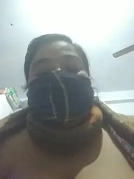 momo loves online show from January 31, 7:11 pm