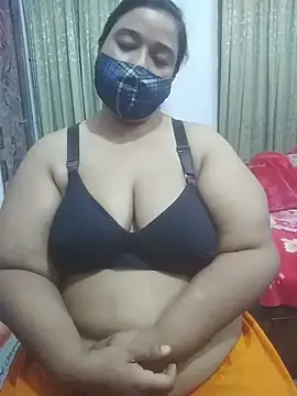 momo loves online show from March 6, 6:26 pm