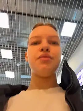 AshleyMur online show from March 31, 5:41 am