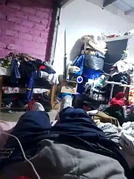 Snapshot of Leosexx chatting on January 9, 2:25 am Leosexx online show from January 9, 2:25 am