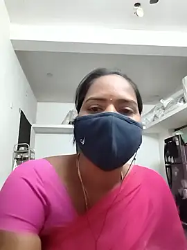 Snapshot of Tamil_Hot_Divya chatting on January 17, 7:06 pm Tamil Hot Divya online show from January 17, 7:06 pm