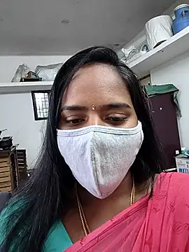 Snapshot of Tamil_Hot_Divya chatting on February 1, 1:48 am Tamil Hot Divya online show from February 1, 1:48 am