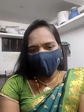 Snapshot of Tamil_Hot_Divya chatting on February 4, 1:06 pm Tamil Hot Divya online show from February 4, 1:06 pm