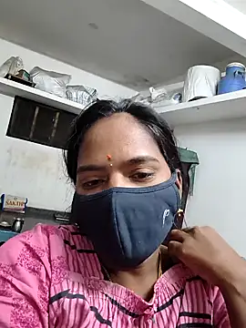 Snapshot of Tamil_Hot_Divya chatting on February 8, 12:25 am Tamil Hot Divya online show from February 8, 12:25 am