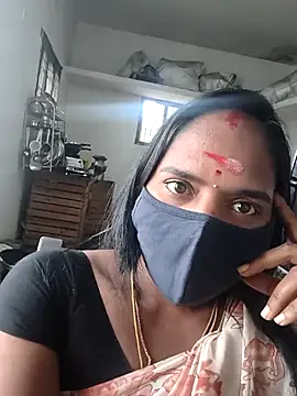 Snapshot of Tamil_Hot_Divya chatting on February 10, 6:39 am Tamil Hot Divya online show from February 10, 6:39 am