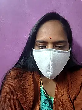 Snapshot of Tamil_Hot_Divya chatting on February 13, 6:59 pm Tamil Hot Divya online show from February 13, 6:59 pm