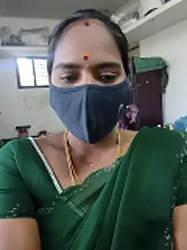 Snapshot of Tamil_Hot_Divya chatting on February 14, 8:55 am Tamil Hot Divya online show from February 14, 8:55 am