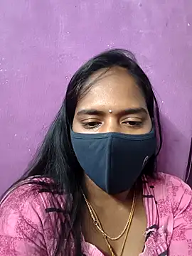 Snapshot of Tamil_Hot_Divya chatting on February 17, 10:27 pm Tamil Hot Divya online show from February 17, 10:27 pm