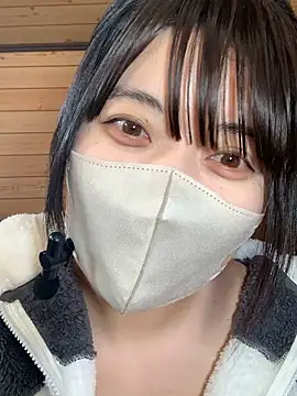 minami room online show from February 3, 6:00 am