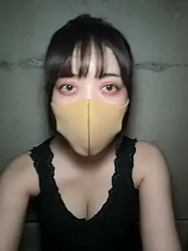 minami room online show from August 6, 12:40 pm