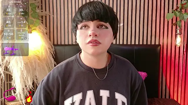 Hiddenhotcake online show from April 6, 7:26 pm