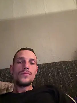 Evelin199 online show from April 14, 9:21 pm