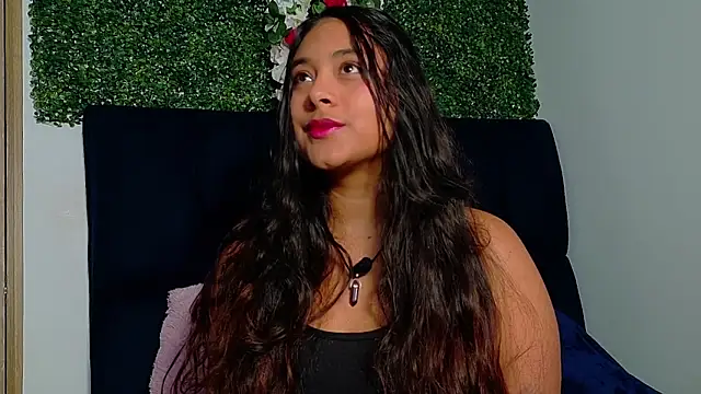 AnnaSmiles online show from April 13, 4:56 pm