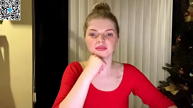 Sweet Sinn  online show from January 15, 10:24 pm