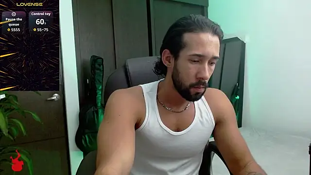 Snapshot of Rem_Dimartinz chatting on March 2, 11:22 pm Rem Dimartinz online show from March 2, 11:22 pm