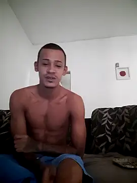 Snapshot of Magrinhodelicia011 chatting on March 27, 4:40 pm Magrinhodelicia011 online show from March 27, 4:40 pm