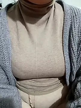 Tulip Giang online show from January 13, 4:34 pm