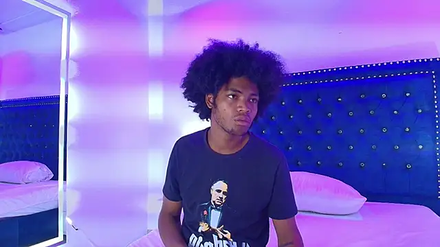 Cristal and luke online show from March 29, 3:50 am