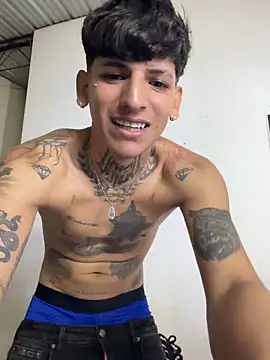 Sam 33 sexy 27 online show from February 10, 8:51 am