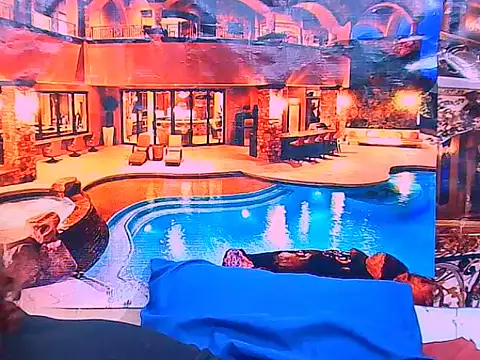 IndianSexyButt online show from March 26, 5:35 am