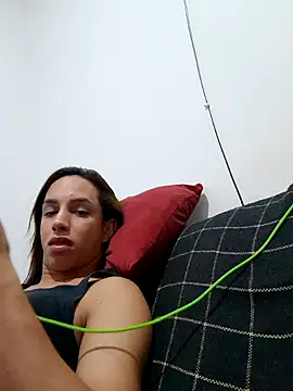 ofjuliaa online show from March 10, 4:50 am