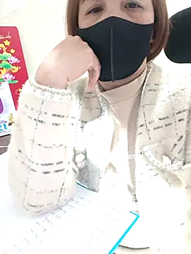 Snapshot of Lyna_sexy24 chatting on January 9, 11:02 am Lyna sexy24 online show from January 9, 11:02 am