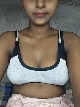 Snapshot of Royal-girl78 chatting on July 4, 3:51 pm Royal-girl78 online show from July 4, 3:51 pm