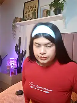 adhara-walk online show from January 15, 2:05 am