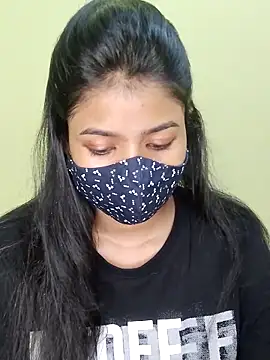Snapshot of trinasa chatting on May 12, 8:39 pm trinasa online show from May 12, 8:39 pm