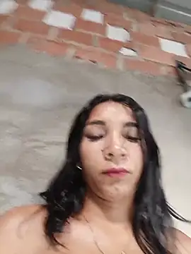 Snapshot of chikivivi- chatting on July 16, 12:22 pm chikivivi- online show from July 16, 12:22 pm