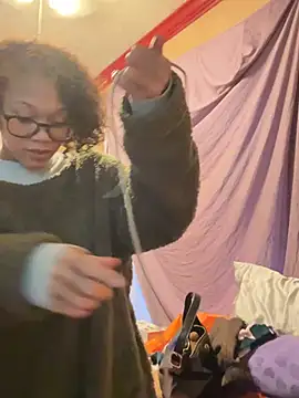 Tamiii420 online show from January 17, 1:43 am