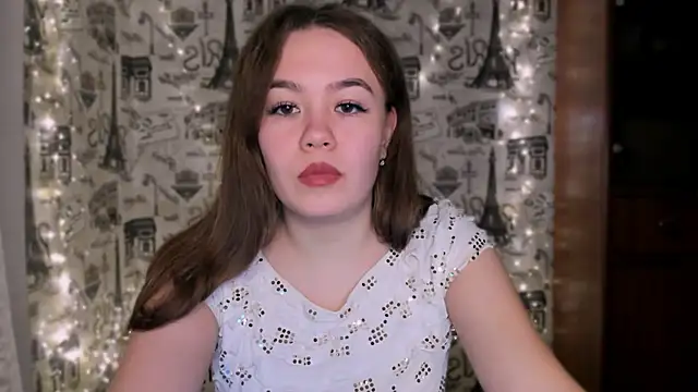 Snapshot of asian_baby chatting on January 13, 8:14 pm asian baby online show from January 13, 8:14 pm