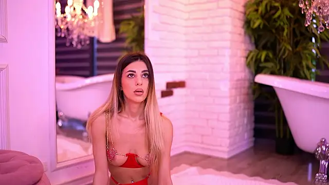 ItsIvyLicious online show from February 4, 6:30 am