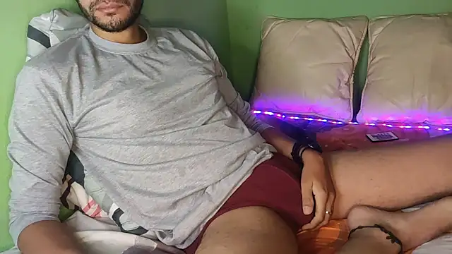 Taylor Blaze94 online show from February 8, 1:42 am