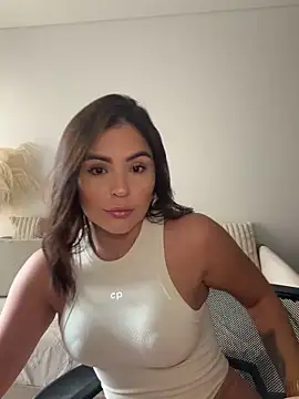SofiaGomez444 online show from May 23, 6:12 pm