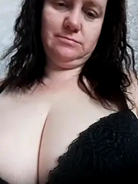 TinaLorass online show from January 11, 11:15 am