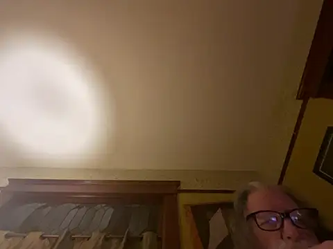 LickYourYoni online show from February 19, 5:47 am