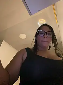 Snapshot of NataliaMillers chatting on May 29, 2:20 am NataliaMillers online show from May 29, 2:20 am