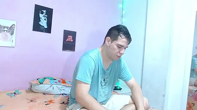 queen night19 online show from January 14, 1:50 pm