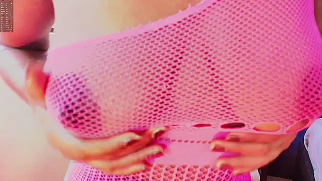 Ellie-Alves online show from January 15, 12:54 pm