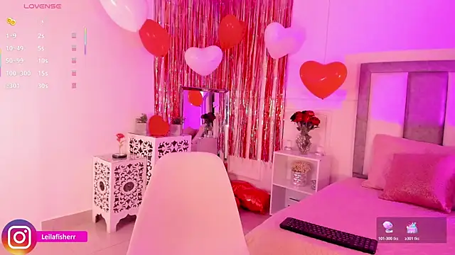 Leilafisherr online show from February 13, 9:11 pm