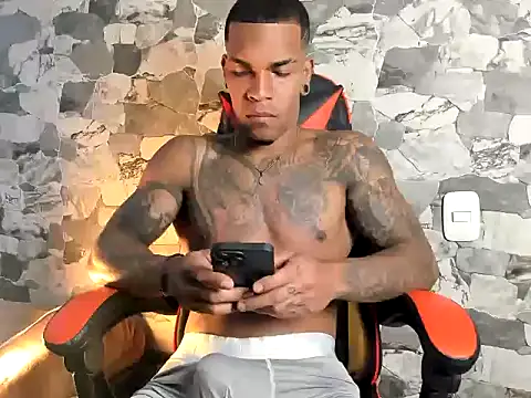 blackboy-strong online show from April 17, 6:11 pm