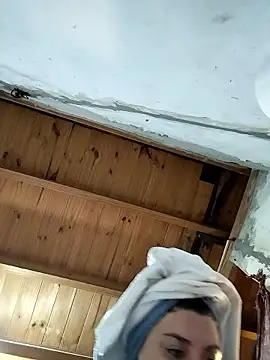 denise2028 online show from January 12, 11:54 pm